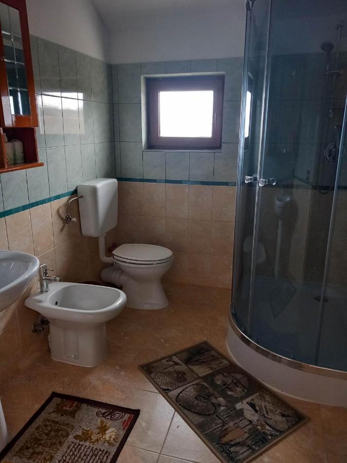 Casa Rasaritul Soarelui Sarichioi Hotell Exteriör bild